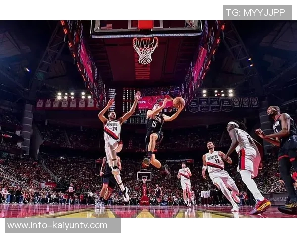 普理查德三分球如雨下砍下30分4篮板2助攻展现惊人实力